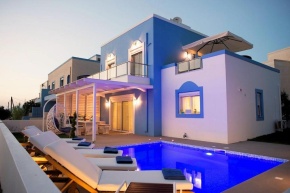 Seabreeze Villa - with Jacuzzi & heated pool